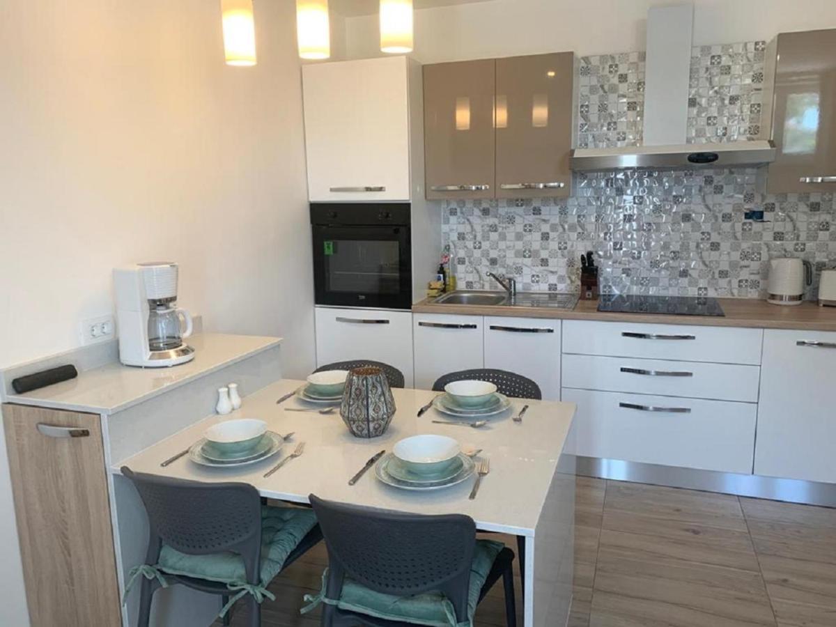 La Dolce Vita Apartments Unit 2 ポセダリェ エクステリア 写真